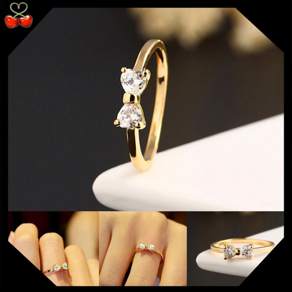 🍒 CZ Crystal Bow 🎀 Gold Ring - Picture 2 of 4